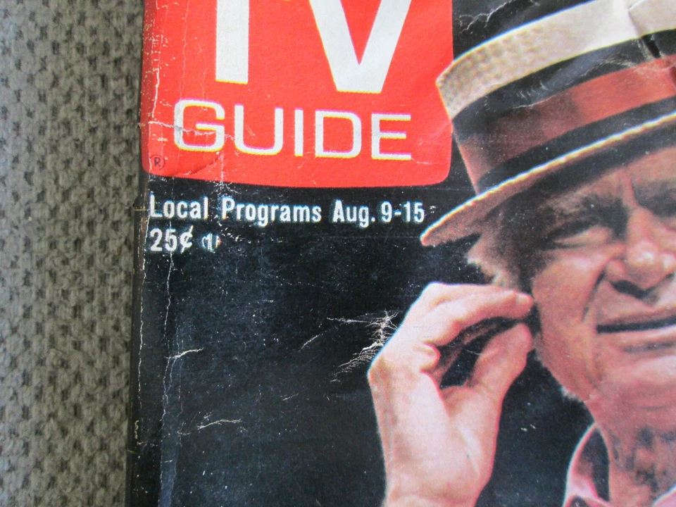 TV GUIDE 1975 August 9 15 Buddy Ebsen Hits The Road Bias In All TV News vintage - Image 2 of 4