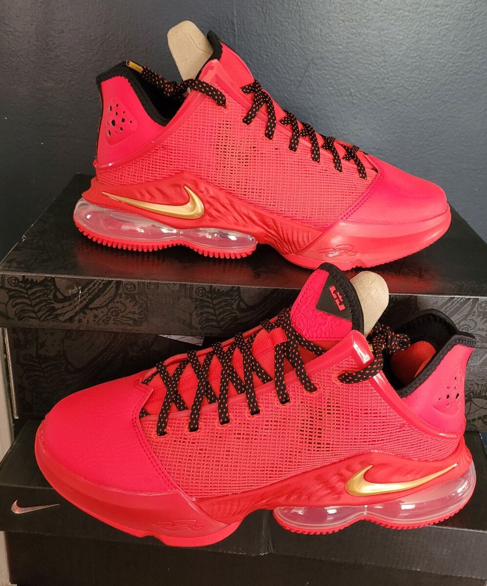 NEW AUTHENTIC NIKE LEBRON XIX LOW NEW AUTHENTIC NIKE LEBRON XIX LOW