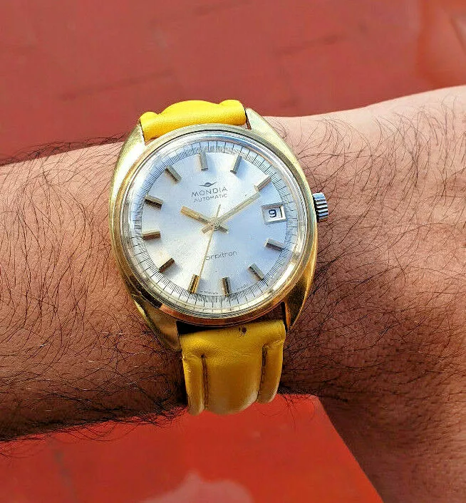 Mondia store automatic watch