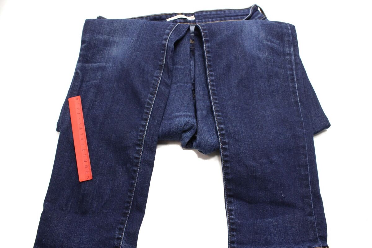 LEVI's 712 Slim Jeans Women's W30/L34 Zip Fly Dark Faded LEVI's 712 Slim Jeans Women's W30/L34 Zip Fly Dark Faded