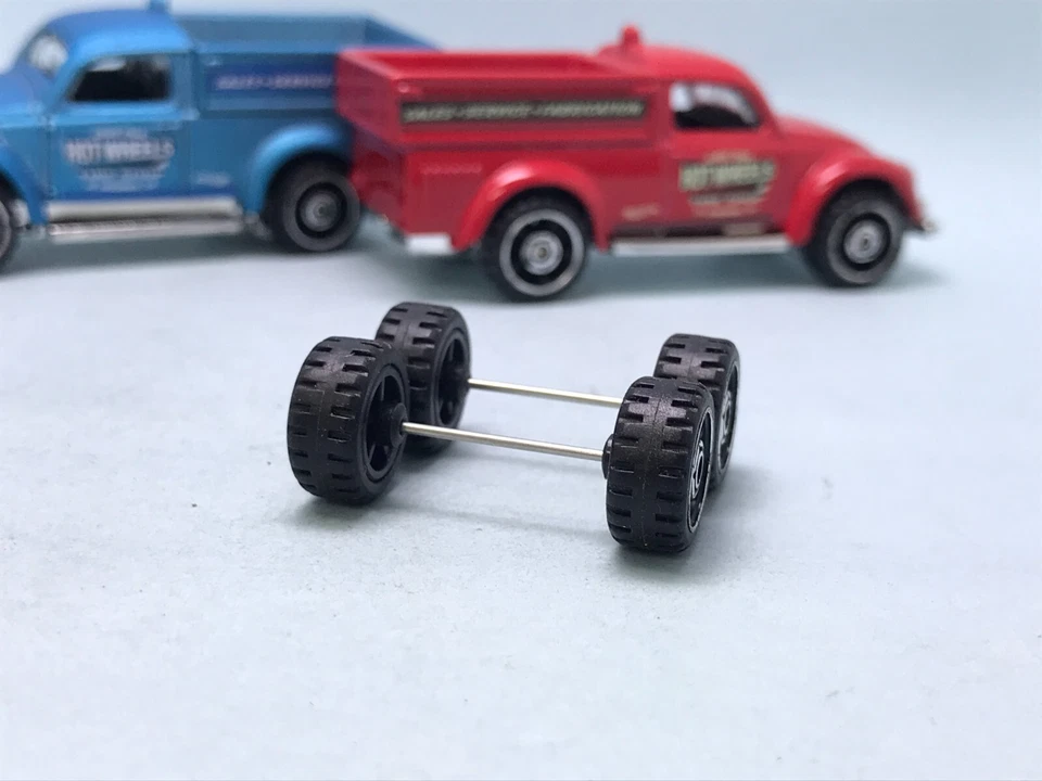 FR04 Matchbox 1:64 Real Riders # 5 radios todoterreno 10 mm negro medio, ruedas de goma Foto 4 de 4