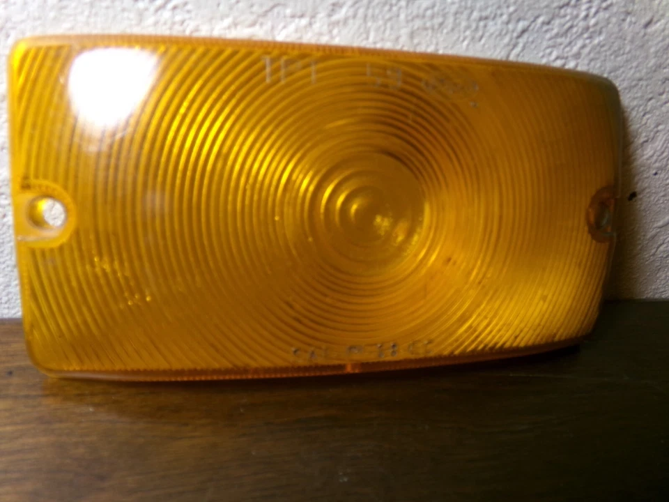 Lente de luz de estacionamiento, se adapta al lado izquierdo o derecho en Ford Bronco 1969 a 1977 Foto 2 de 3