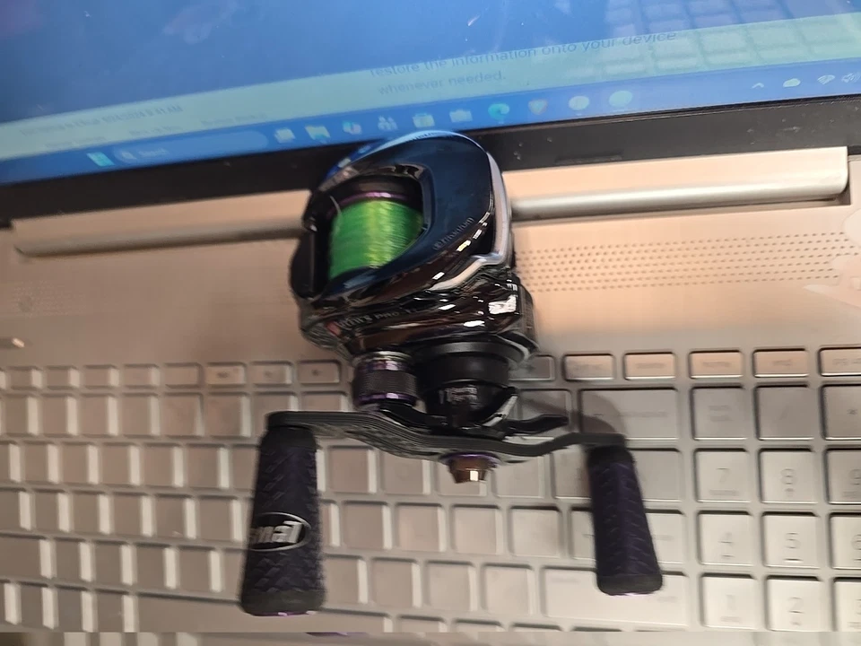 Lews Speed Spool SLP Pro Ti Baitcasting Reel PT1SHG2 NOBOX - Image 3 of 4