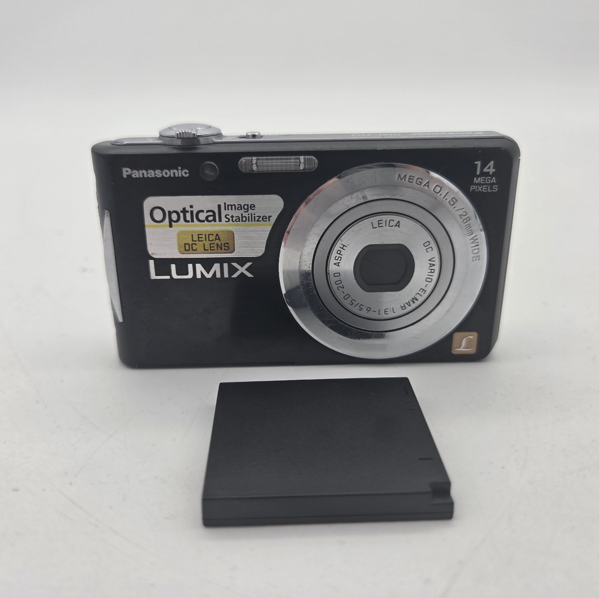 Panasonic LUMIX DMC-FH2/DMC-FS16 14.1MP Digital Camera - Black for