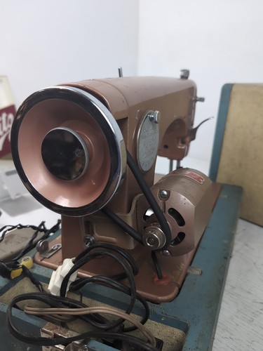 Vintage seltene Elias Howe 750 DeLuxe Nähmaschine - Jr. Erfinder Serie - Lesen!! - Bild 7 von 13