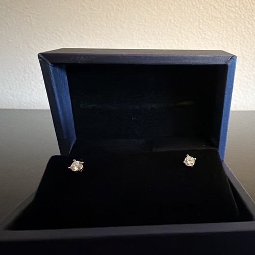 Rare Carat 0.33ctw Lab-Grown Diamond Stud Earrings 14k WG IGI VS1/F