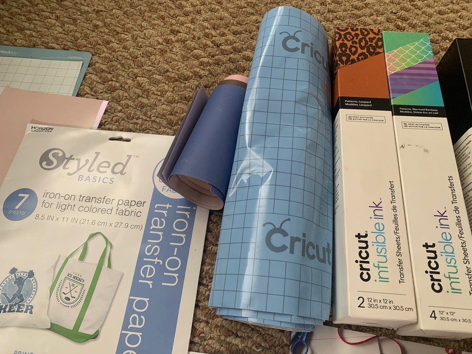 Cricut Lot Tools Accessories Bundle Fabric Transfers Blades Infusible