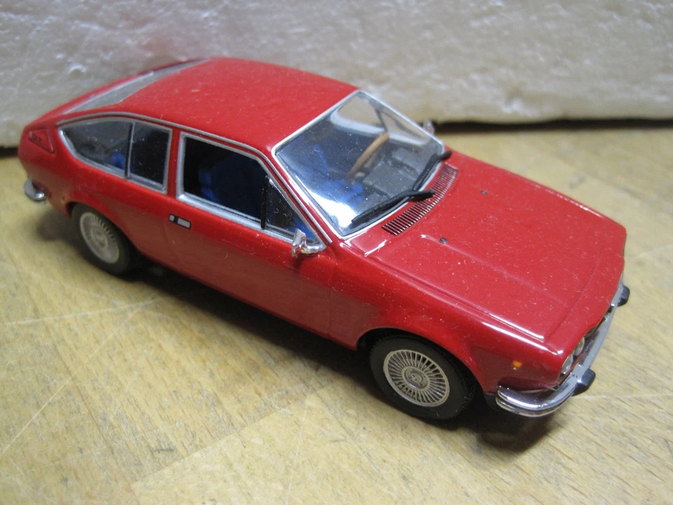 Minichamps 1:43 Alfa 3