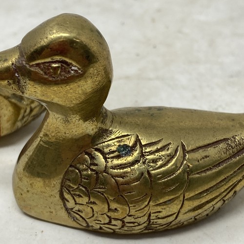 2 Vintage Brass Duck Paperweight Knick Knack Figurines (some wear & patina) - Picture 14 of 22