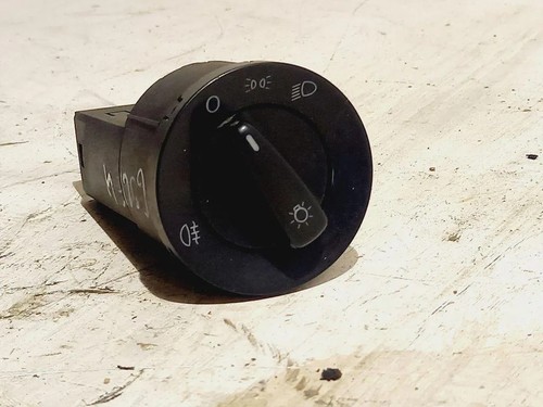 VW GOLF IV 1J1 Scheinwerferschalter 1C0941531 1.88 Diesel 81kw 2000 31462559