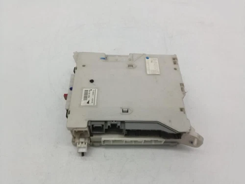 8273053050 Caja Reles/Fusibles para LEXUS IS (DS2/IS2) 220d 2008 281757 - Imagen 1 de 10