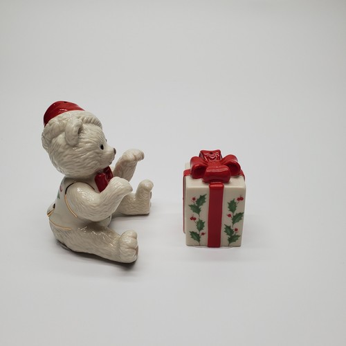 Lenox Holiday Teddy and Present Salt & Pepper Shakers Set - Picture 4 of 8