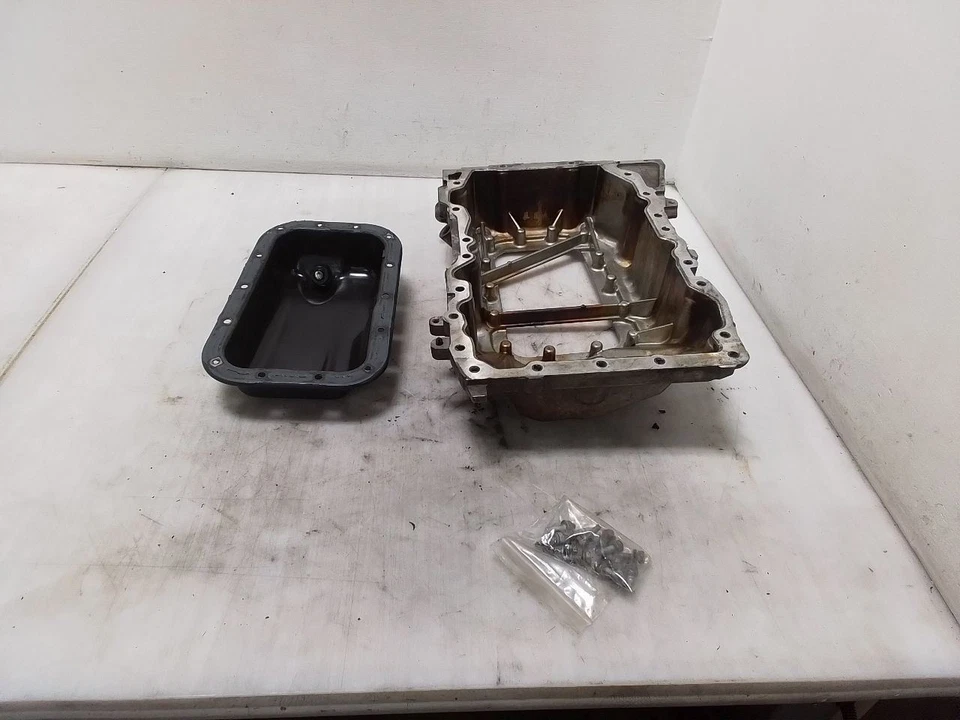 Adaptador de cárter de aceite superior e inferior Jeep JK Wrangler OEM 3,6 L 2012-2018 153008 Foto 2 de 4