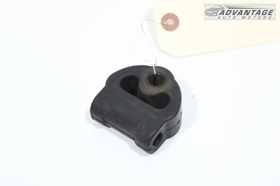 Honda HR-V 2016-2020 Touring tubo de escape trasero derecho suspensión aislante OEM Foto 2 de 4