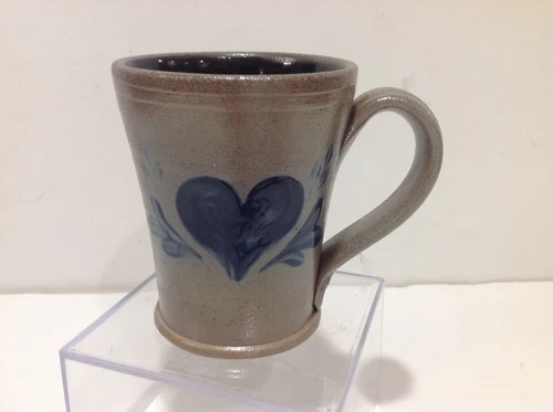 Rowe Pottery Works Cambridge, WI 2007 Heart Coffee Mug 4-1/8" Salt Glazed Blue