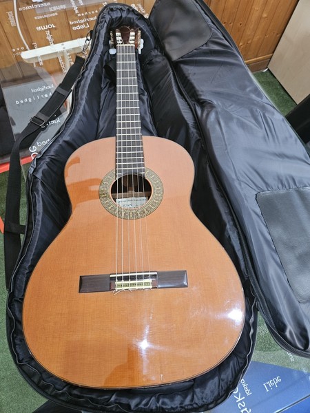 Guitarra Juan Estruch Modelo Centenario Con Funda.