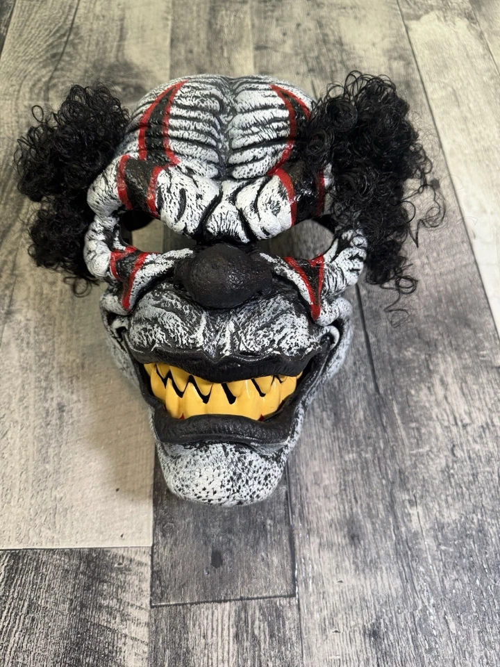California Costume Last Laugh the Scary Clown Mask Halloween Adult High End Pads - Image 2 of 4