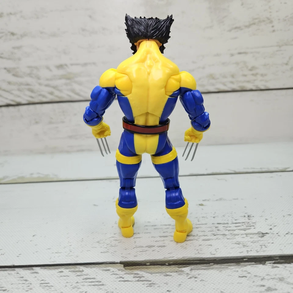 Hasbro Marvel Legends Uncanny X-Men Retro Wolverine 2022 6" Action Figure Loose - Image 4 of 4