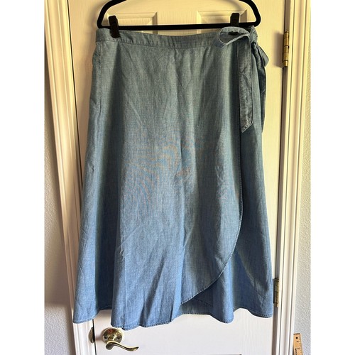 J. Crew Women’s Chambray Wrap Skirt Size XL Spring/Summer 2024 - Picture 2 of 7