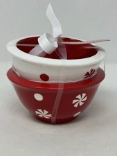 Terramoto Ceramic CHRISTMAS Peppermint 4.5”  2 Tidbit Nesting Bowls NWT holiday