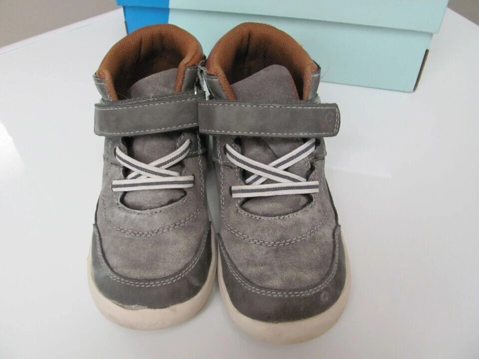 Stride Rite 360 Niños Niño Pequeño, Botas Chukka Sean Asfalto Talla 10 M. Foto 3 de 4
