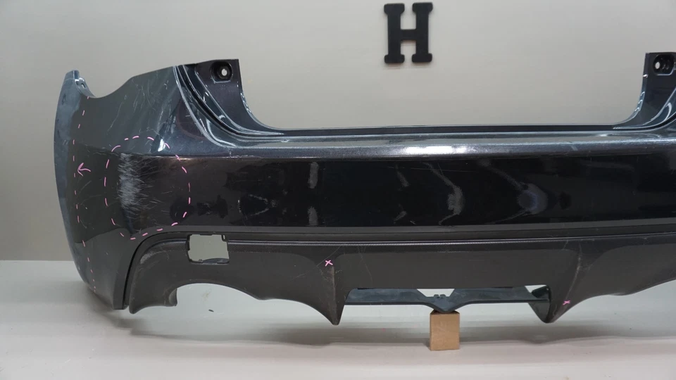 Cubierta de parachoques trasero deportiva premium Subaru BRZ 2013-2018 OEM 57704CA010 Foto 2 de 4