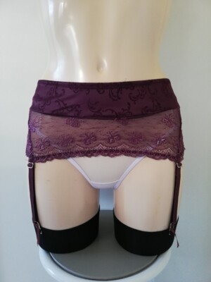 LORMAR STRUMPFHALTER GRÖSSE M FARBE LILA