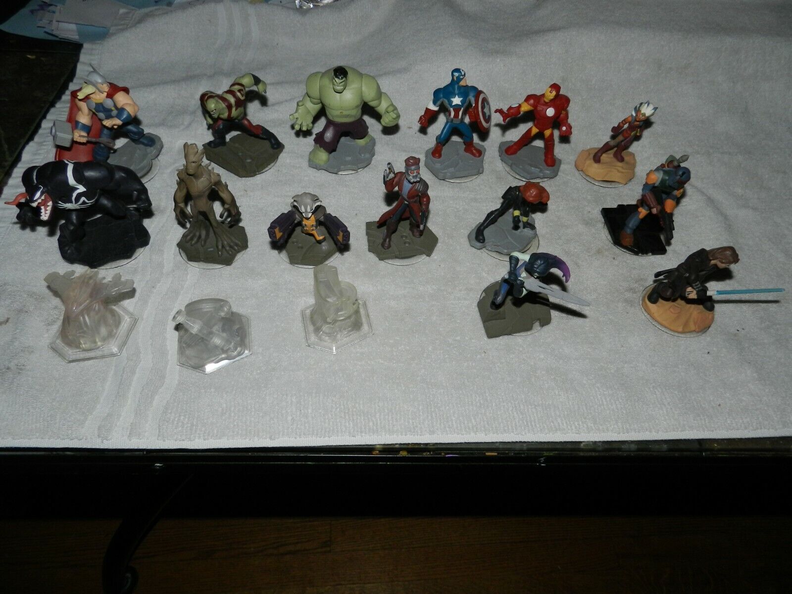 Disney Infinity 2.0 Toy Figure Lot. Venom Thor Iron Man God Of War. See  Descr