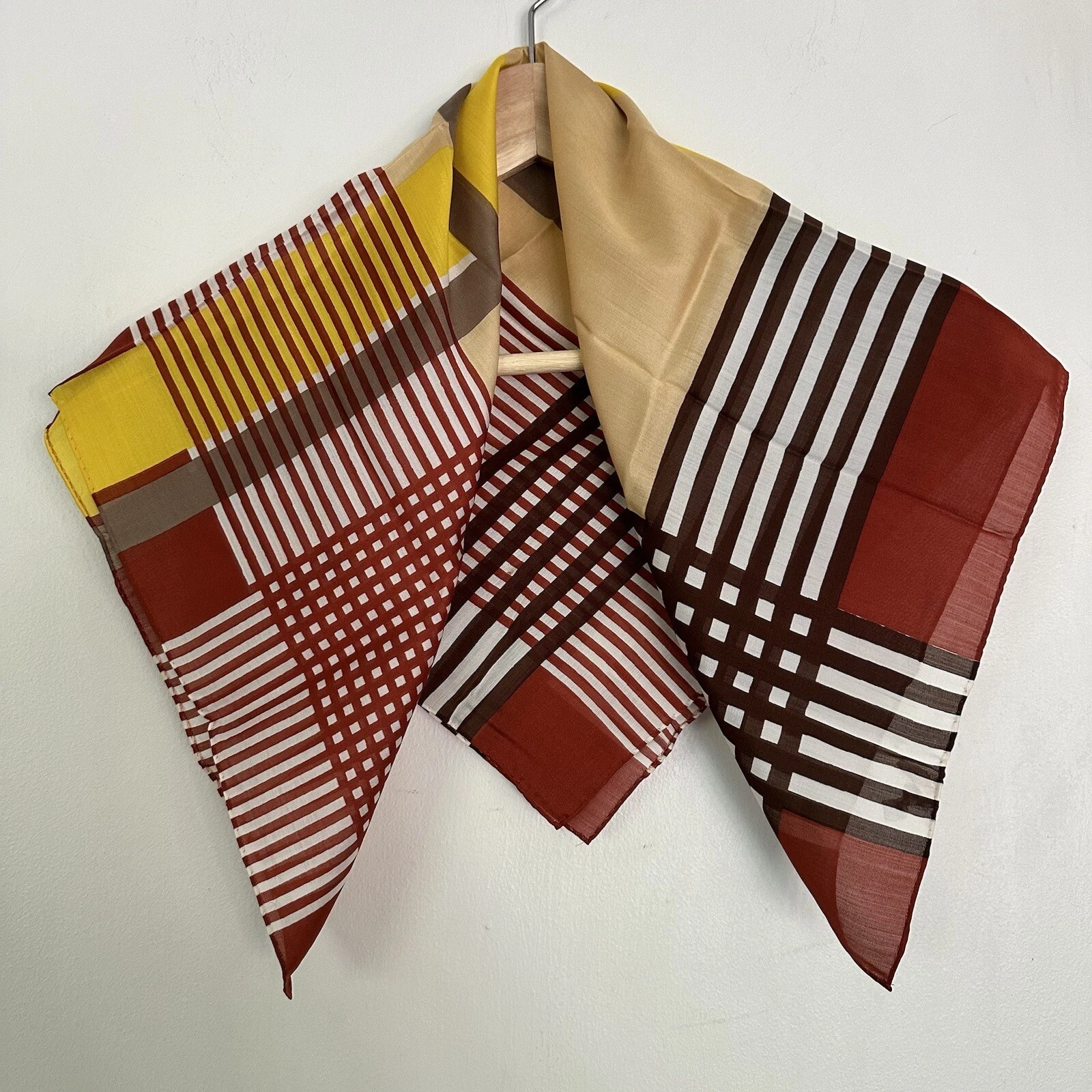 Rare Modèle Vintage Christian Dior Soie Écharpe Marron Jaune Géométrique 26