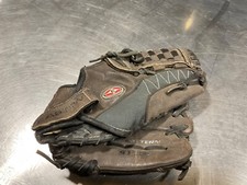 Easton Baseball Glove ST11B 11" Leather Right Hand Throw USED