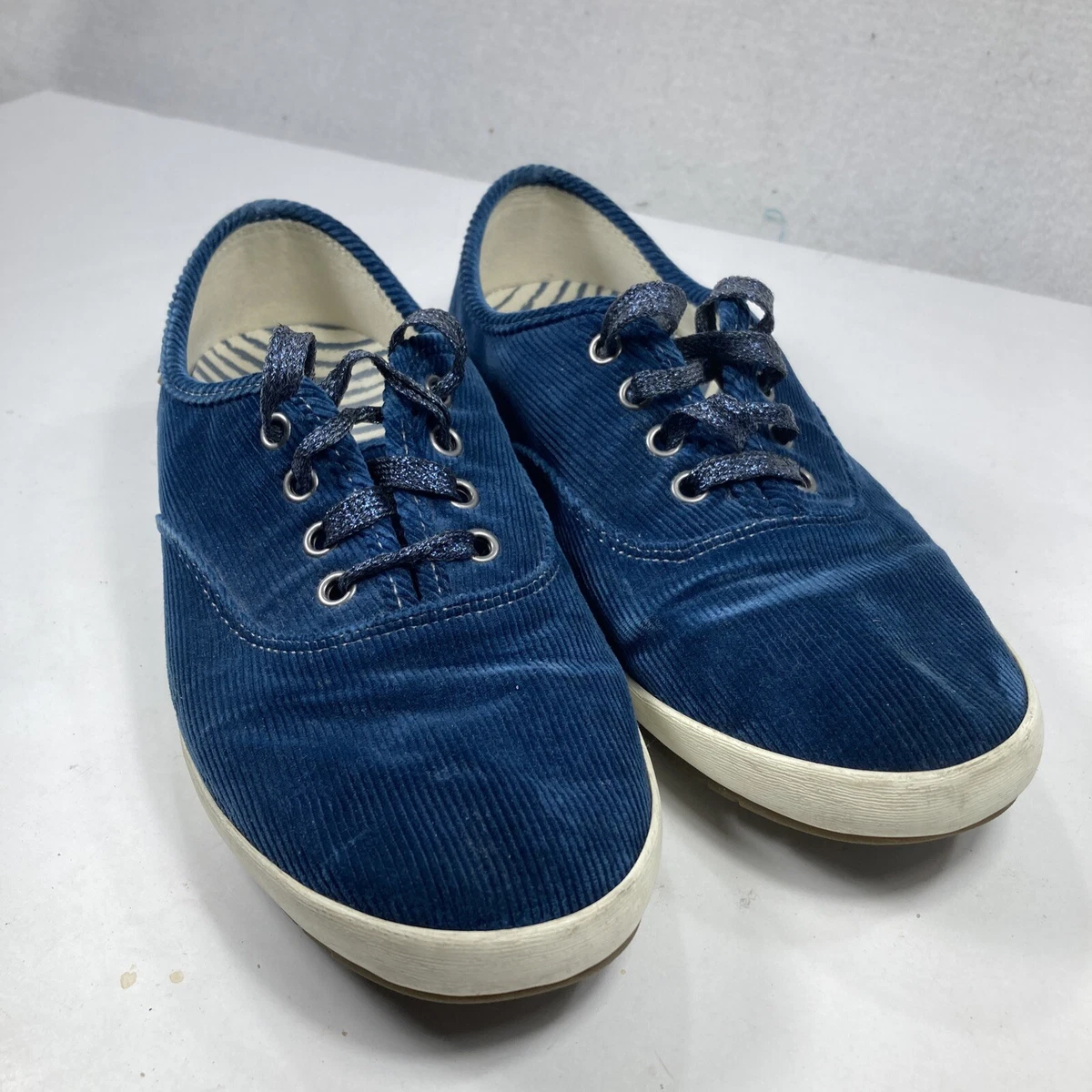 Taos guest star sneaker clearance