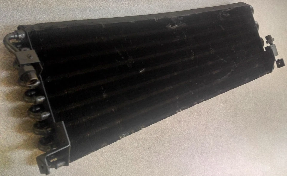 NICE USED ORIGINAL PORSCHE 911 CARRERA REAR AIR CONDITIONING CONDENSER - Image 2 of 4