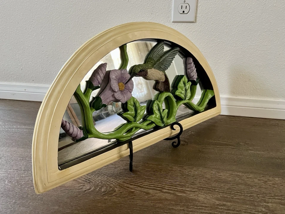 Espejo Decorativo con Colibrí y Diseño Floral Foto 2 de 4