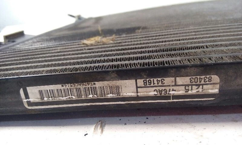 05-08 Condensador de CA Chrysler 300 refrigeración de alta resistencia 6,1 litros 8 cilindros Foto 3 de 4