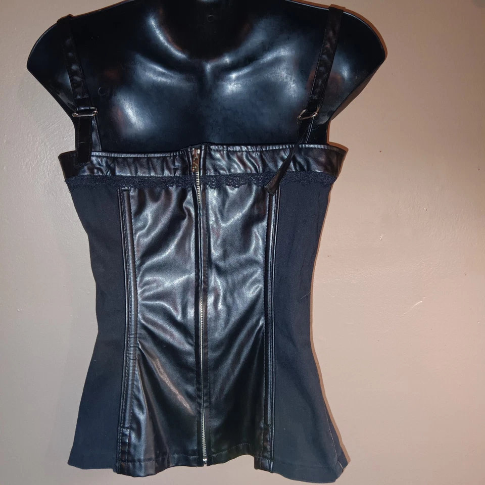 Corsé vintage Trip NYC paneles de vinilo de cuero y ojal de metal con cordones gótico Foto 4 de 4