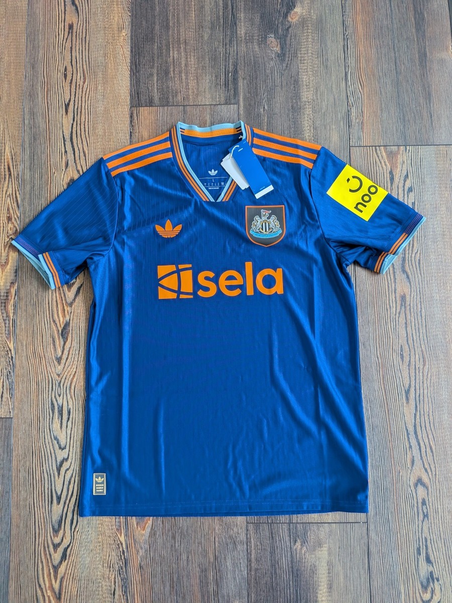 ウェア FC  Soccer Jersey NWT Medium NWT Men's Adidas Authentic Newcastle Third Soccer Jersey 25/26 Kit