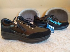 Joya Damen Schuhe Gr.40 1/3 Sneaker Halbschuhe Lack + Wildleder NEU