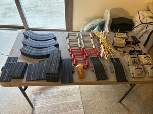 aurora ho scale slot cars pre 1970 track, 2 Transformers, Accessories