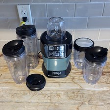 Nutri Ninja Auto iQ Pro Blender BL487QH 1100W + 5 Cups 4 Lids & Blade EUC