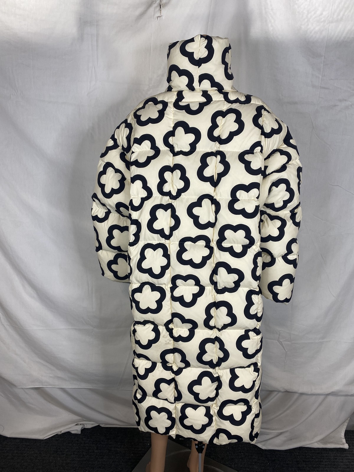 Tory Burch Womens Oversized Printed Down Insulated Coat Size M French Cream thumbnail 10
