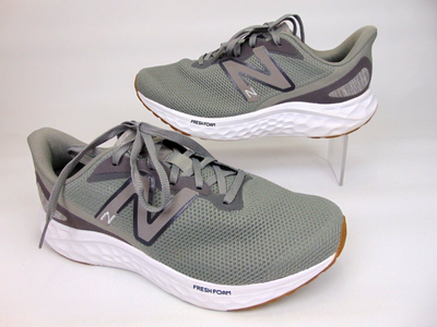 New Balance Mens Fresh Foam Arishi v4 Gray Running Shoe Size  display picture 3
