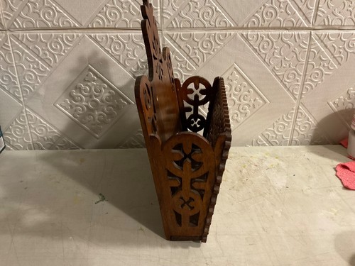 Handcrafted Tramp Art Letter Rack - Picture 6 of 10