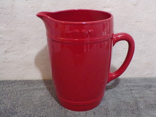 American A & Co Living Eisenstein Krug ROT