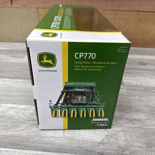 ERTL 1:64 John Deere CP770 CS770 Cotton Picker Stripper Employee Edition 1/750🔥 - Picture 6 of 11