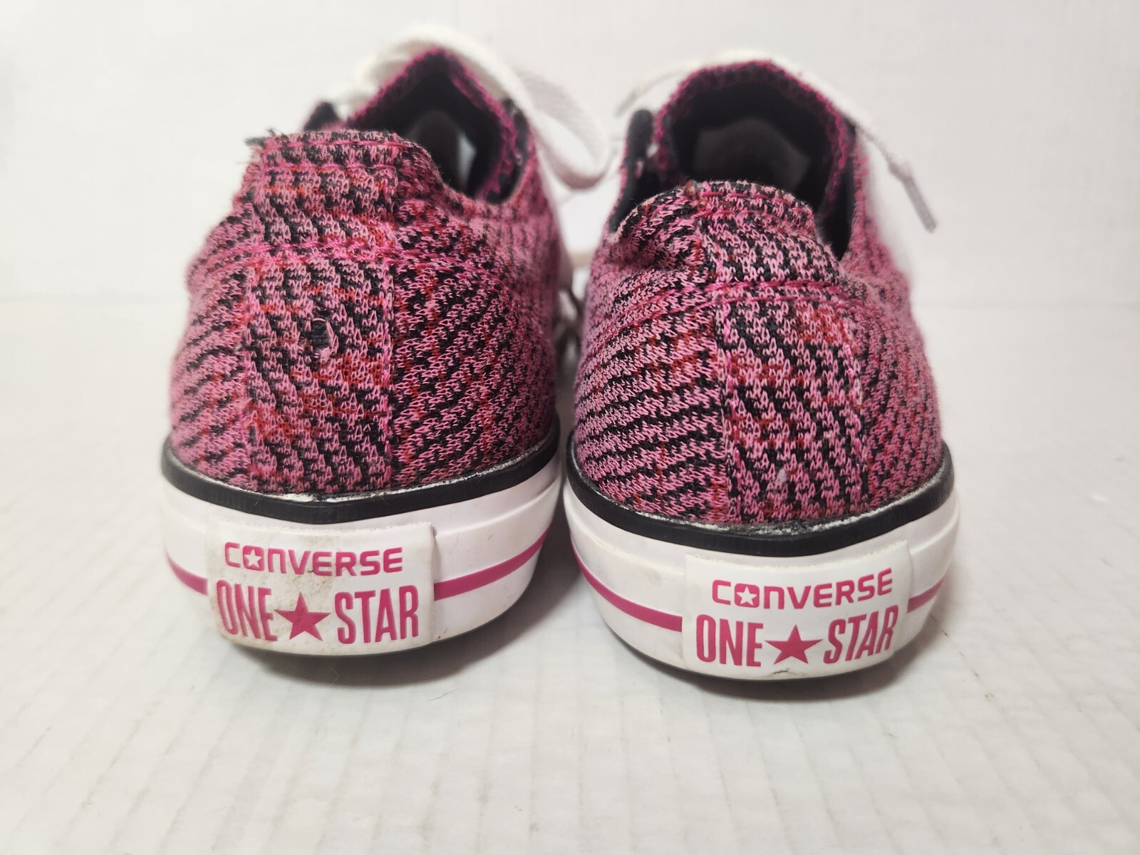 Converse Chuck Taylor All Star Womens Size 6 Pink Athletic Shoes Sneakers thumbnail 6