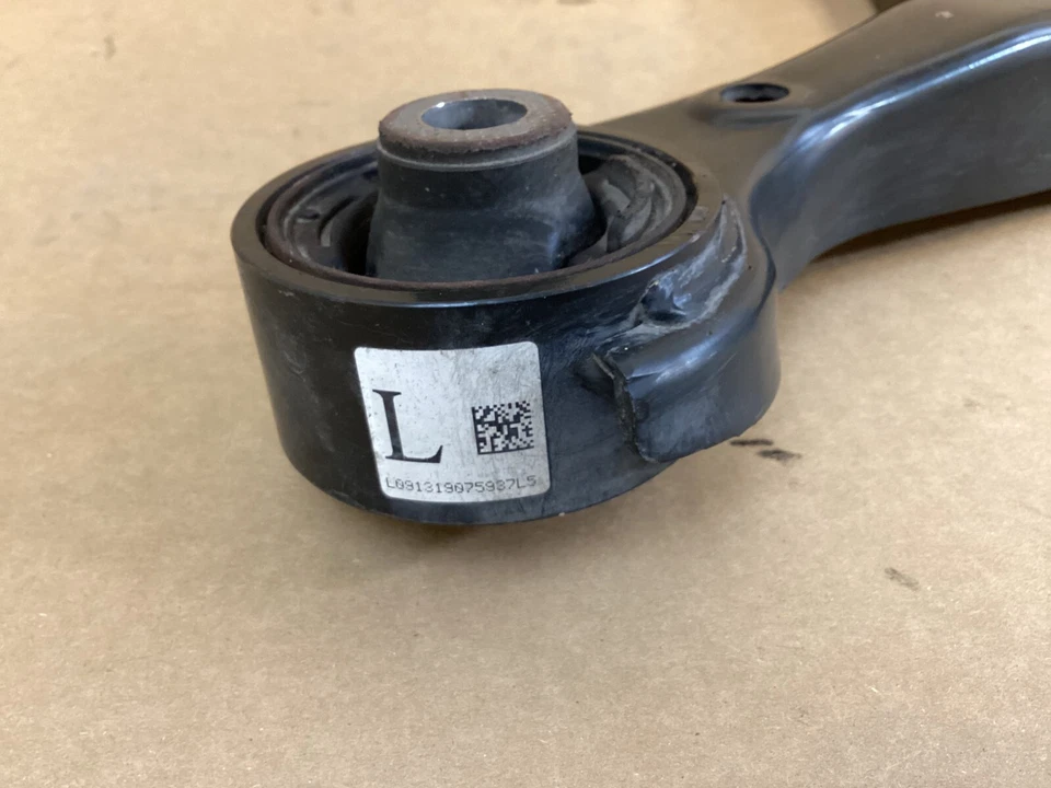 2019 ACURA ILX FRONT LEFT DRIVER SIDE LOWER CONTROL ARM OEM Foto 2 de 4