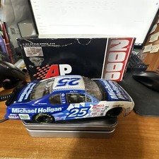 2000 NASCAR DIECAST MICHAEL HOLIGAN  25 JERRY NADEAU ACTION 1:24 SCALE.
