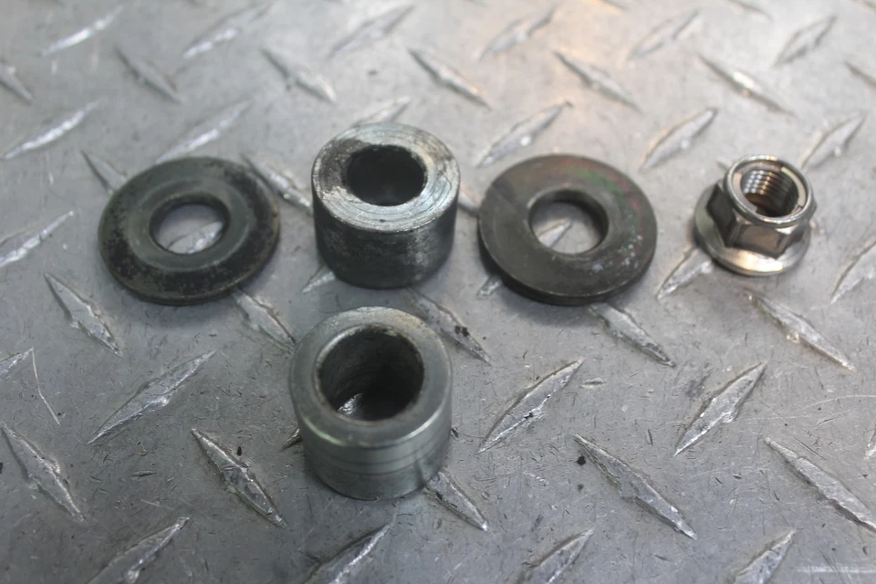 Yamaha V Star XVS650A 2005 clásico ejes delanteros/traseros y espaciadores 5 k-25181-00-00 Foto 2 de 4