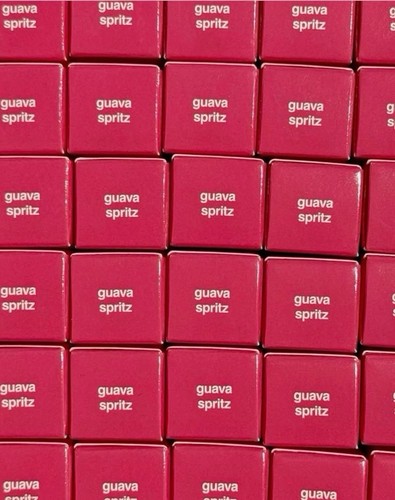 Rhode Peptide Lip Tint Treatment QUAVA SPIRTZ - Picture 3 of 3