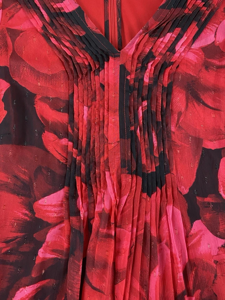 Calvin Klein Women’s Dress Sz 18W Red Black Zip Shimmer Pleated Glamour C20 - Image 4 of 4